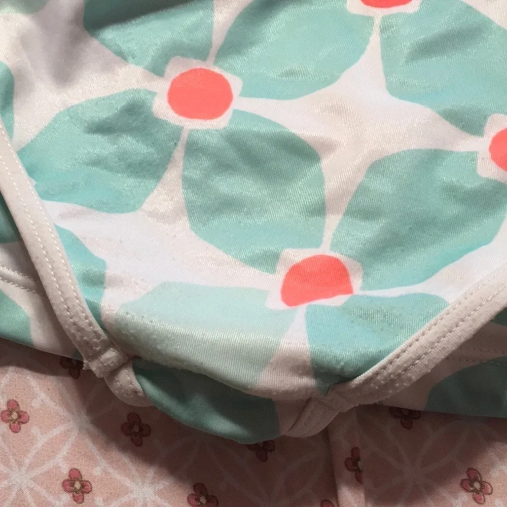 🦁Gymboree girls two piece swimsuit size 5 GUC